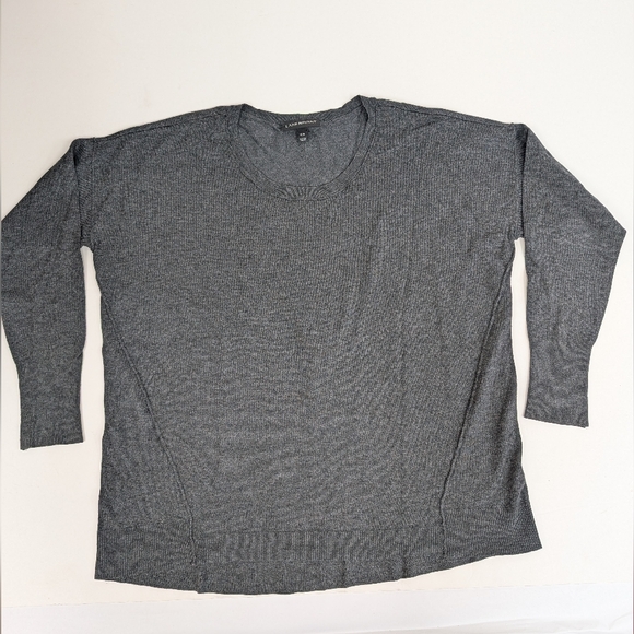 Lane Bryant Sweaters - Lane Bryant Gray Pull Over Sweater Size 14/16 [135]